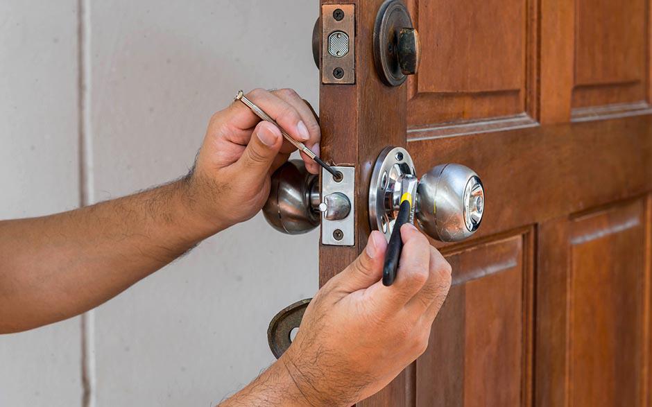 ouvrir une porte Gisors